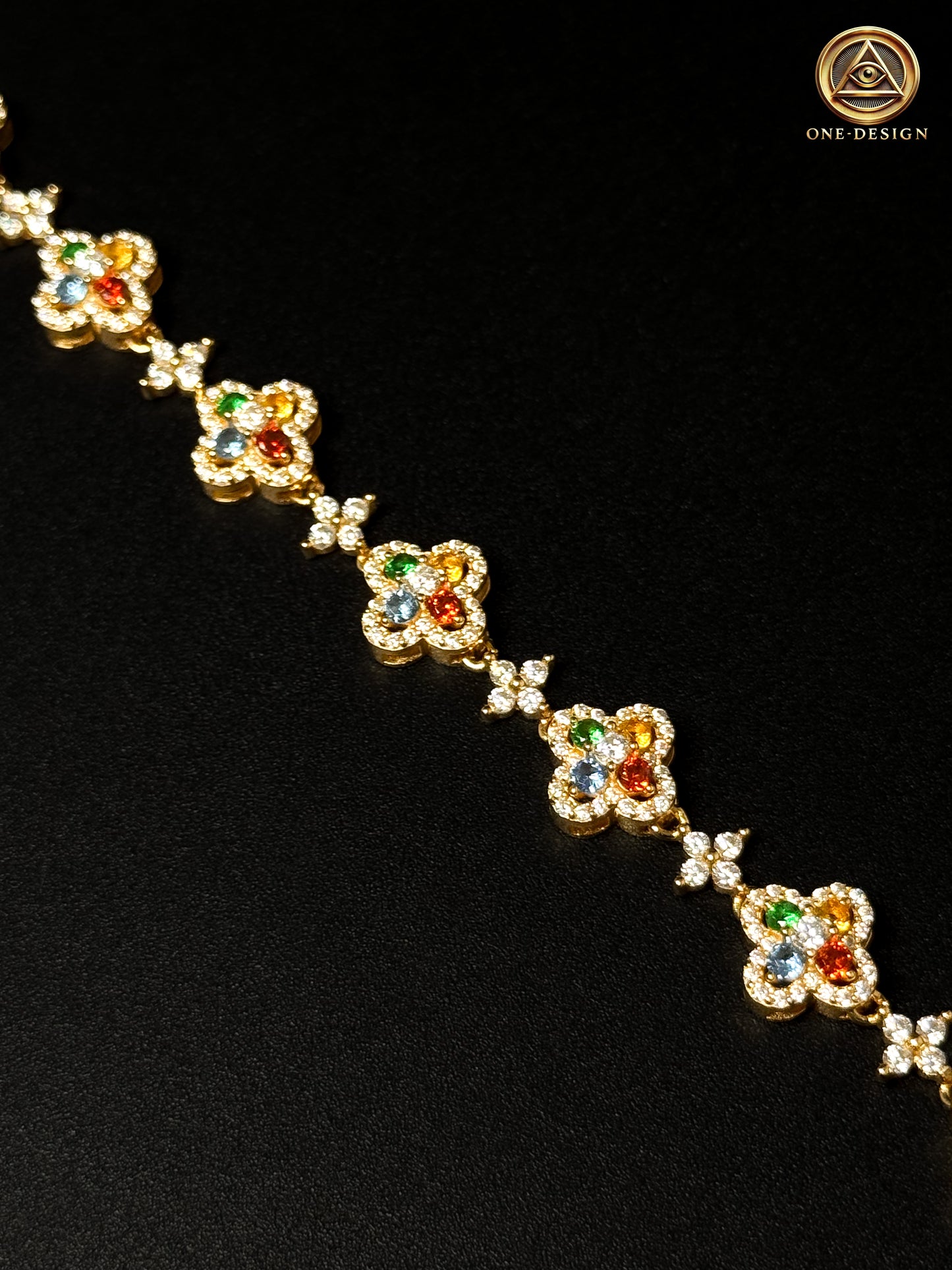 Moissanite rainbow flower 10mm