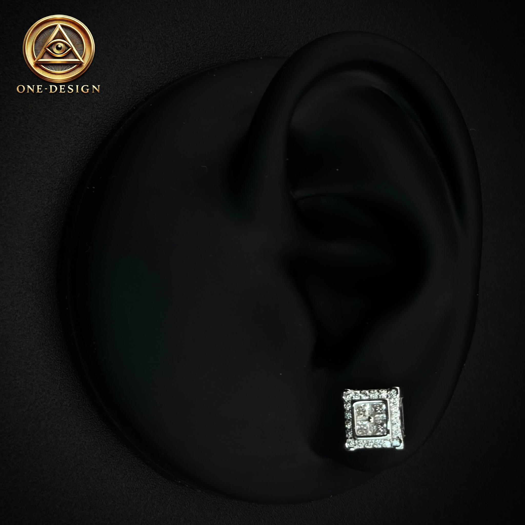 Moissanite square