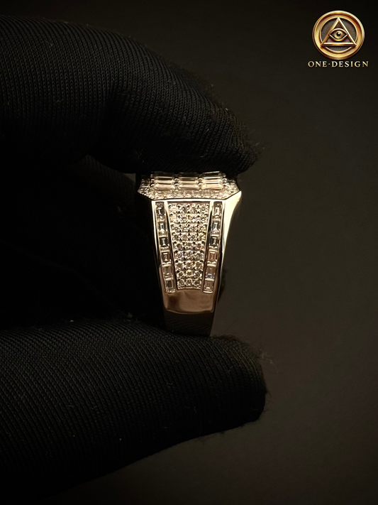 Moissanite ring Square