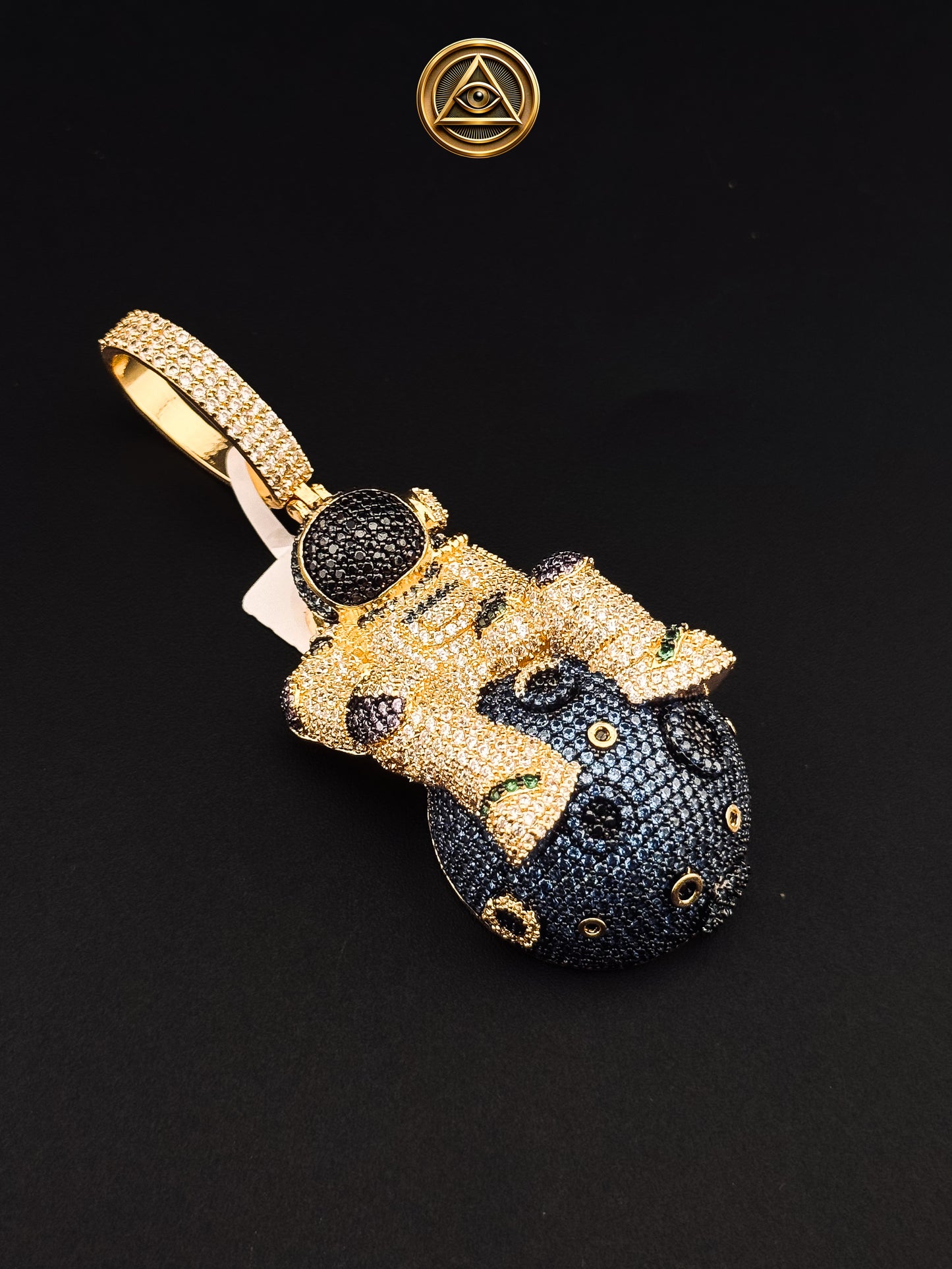 ASTRONAUT PENDANT — Dije Astronauta Iced