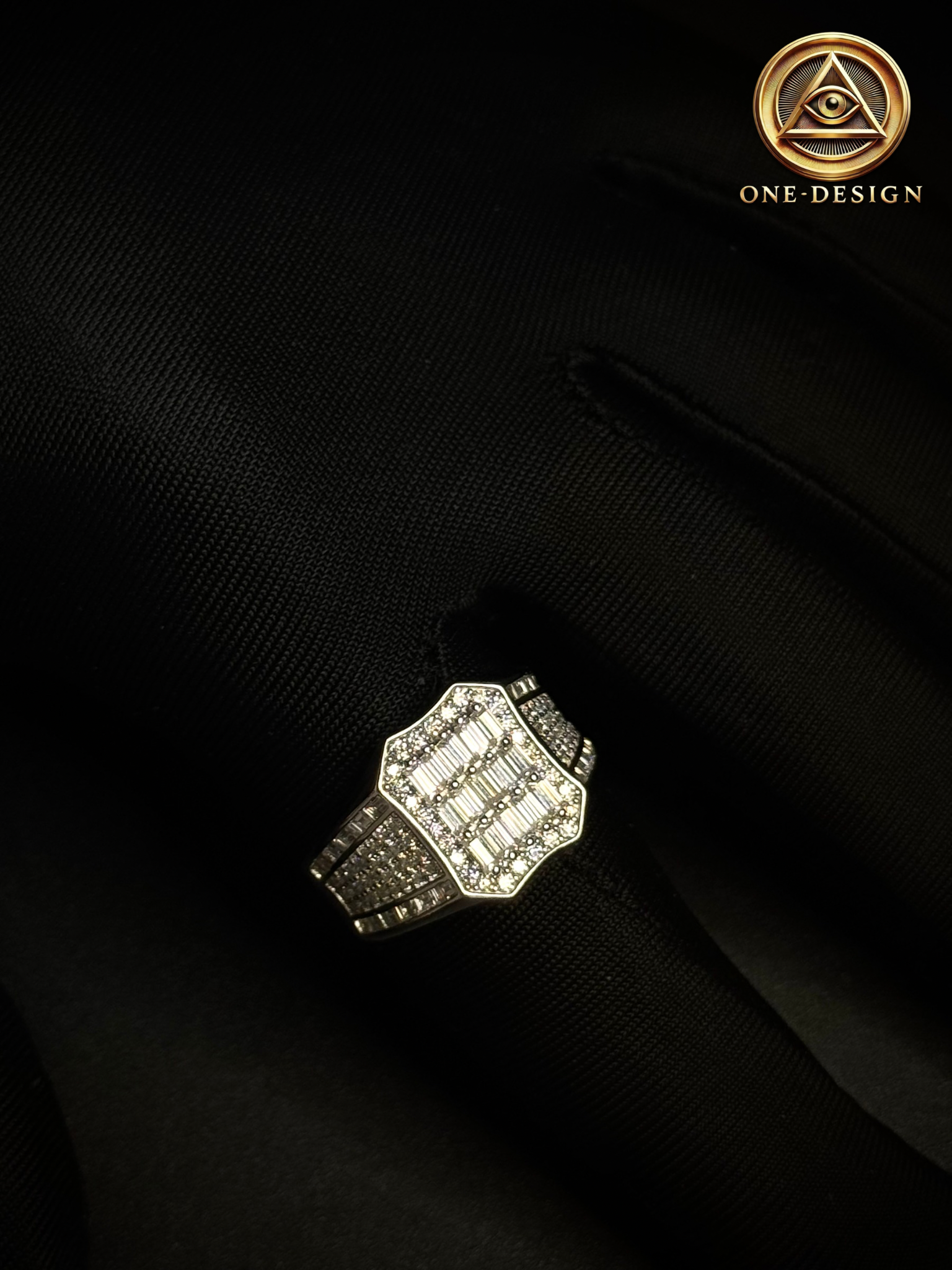 Moissanite ring Square
