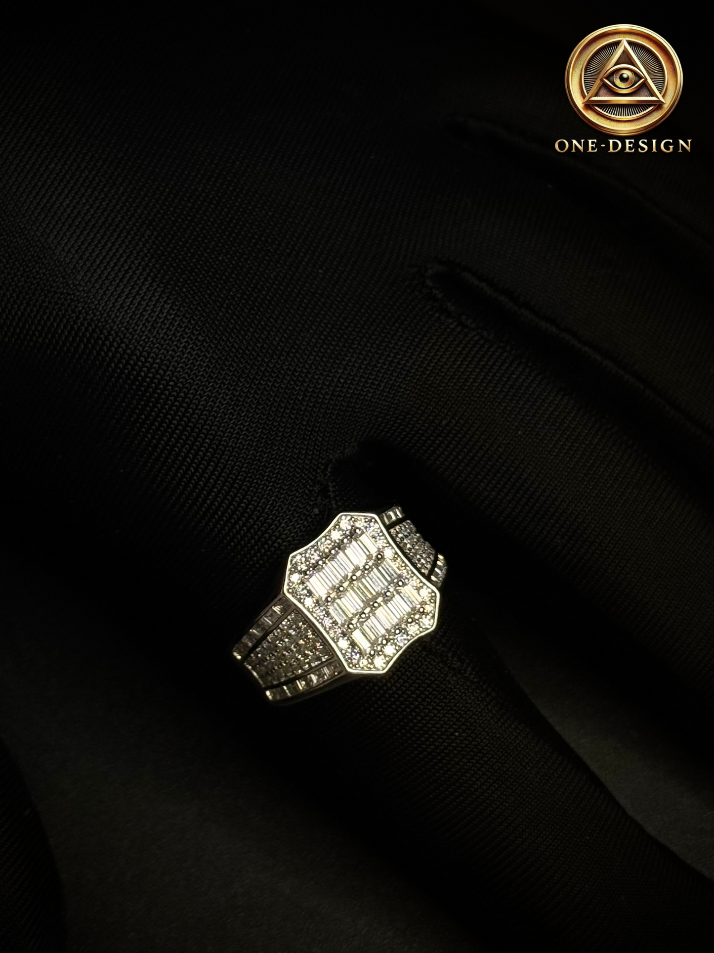 Moissanite ring Square