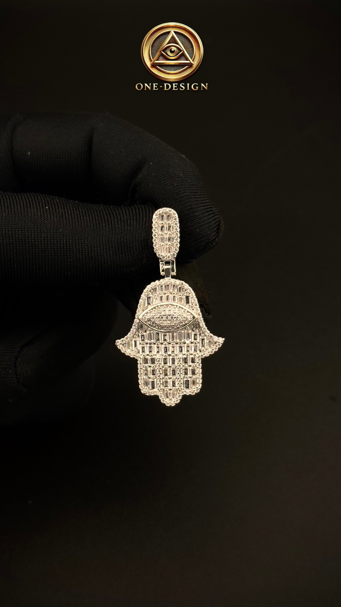 Hamsa cut baguette