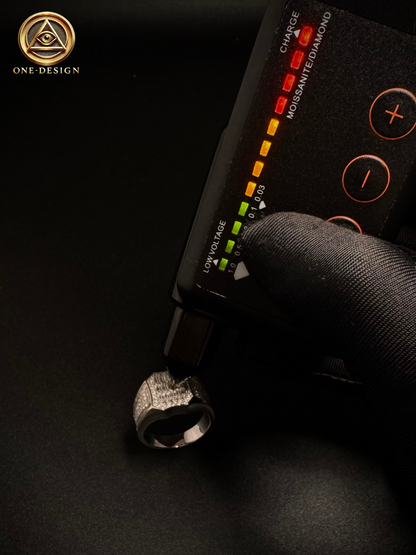 Moissanite ring Square