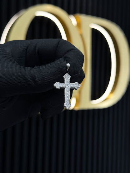 BUDDED CROSS PENDANT — Dije Cruz Puntas Trilobuladas Plata 925