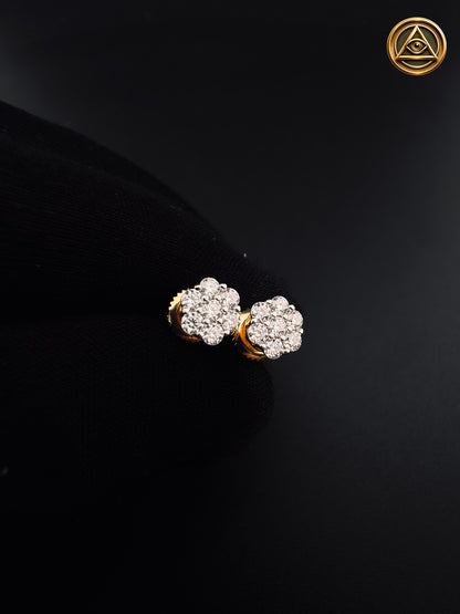 MINI BLOSSOM STUDS — Aretes Flor Moissanite 5MM