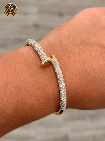 NAIL BANGLE PREMIUM — Brazalete Clavo Iced Plata 925
