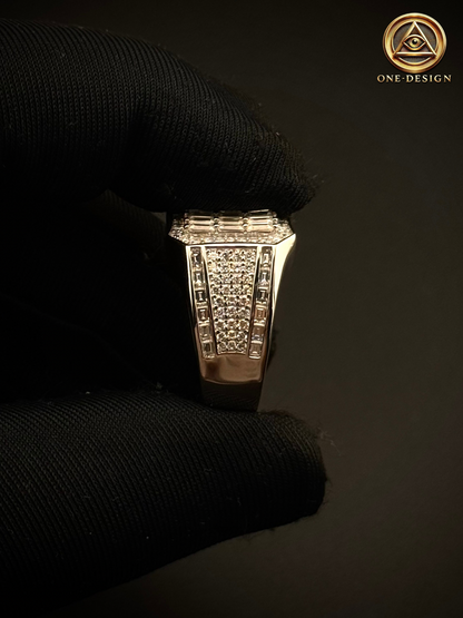 Moissanite ring Square