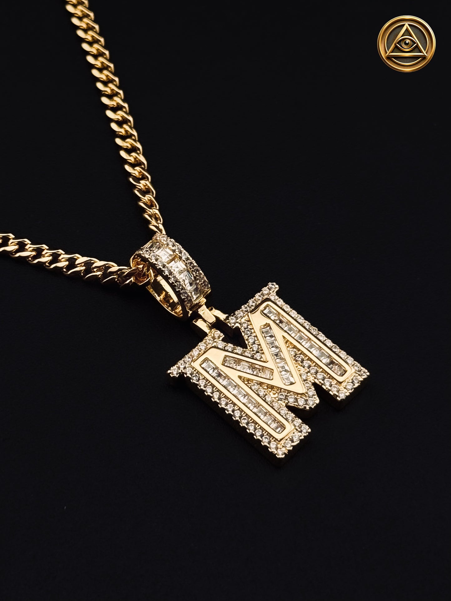 INITIAL PENDANT — Dije Letra Iced
