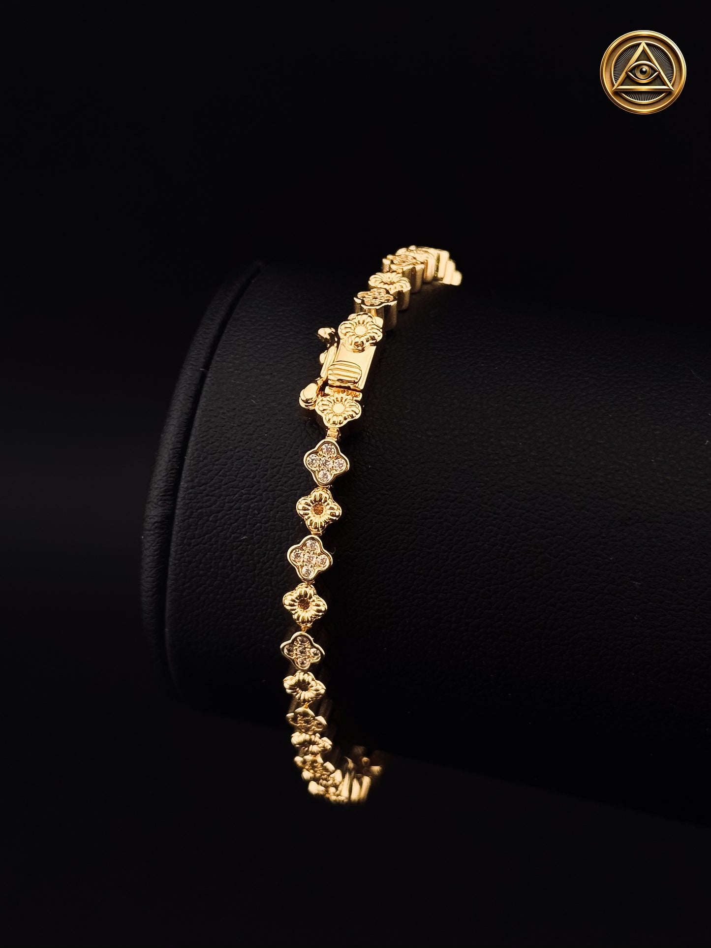 INFINITE CLOVER BRACELET — Pulsera Trébol Infinito