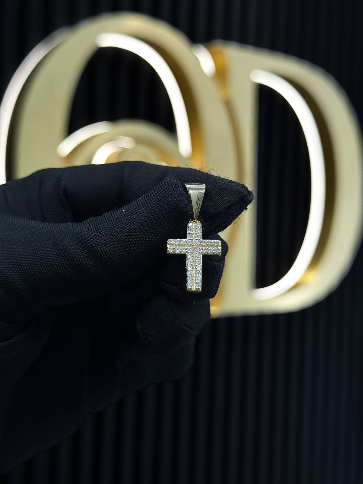 SIMPLE CROSS PENDANT — Dije Cruz Pavé Mini 925