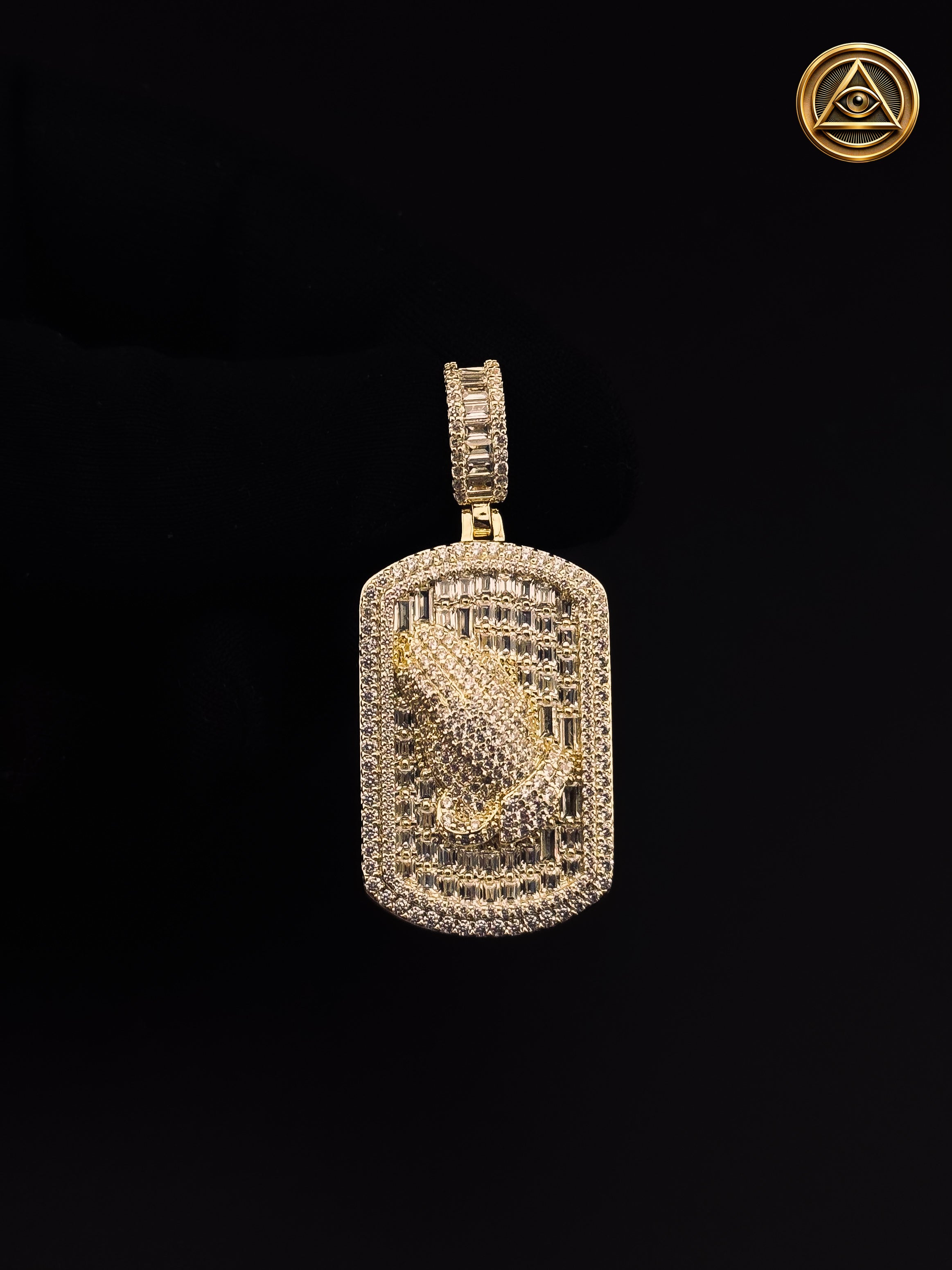 PRAYING HANDS DOG TAG PENDANT — Dije Placa Manos Orando Baguette Iced