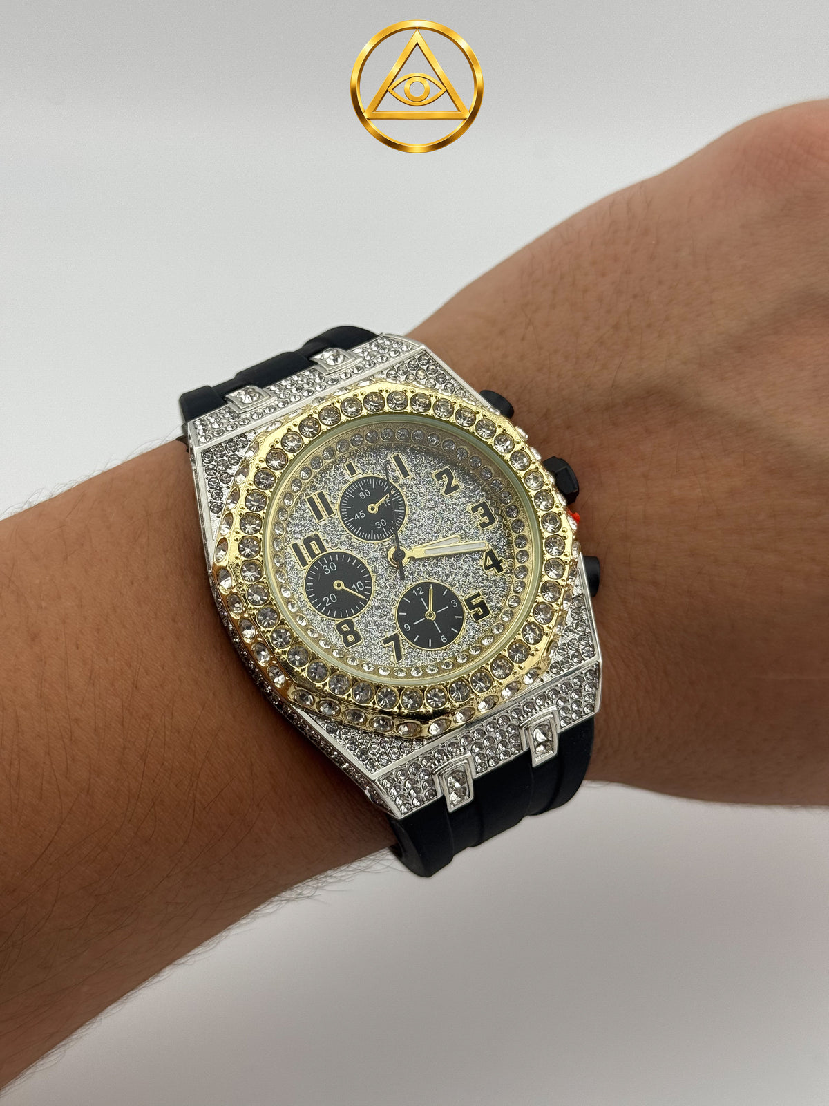 ROYAL ICED WATCH CHRONO TWO TONE — Reloj Octagonal Iced Out Cronógrafo Plata y Oro