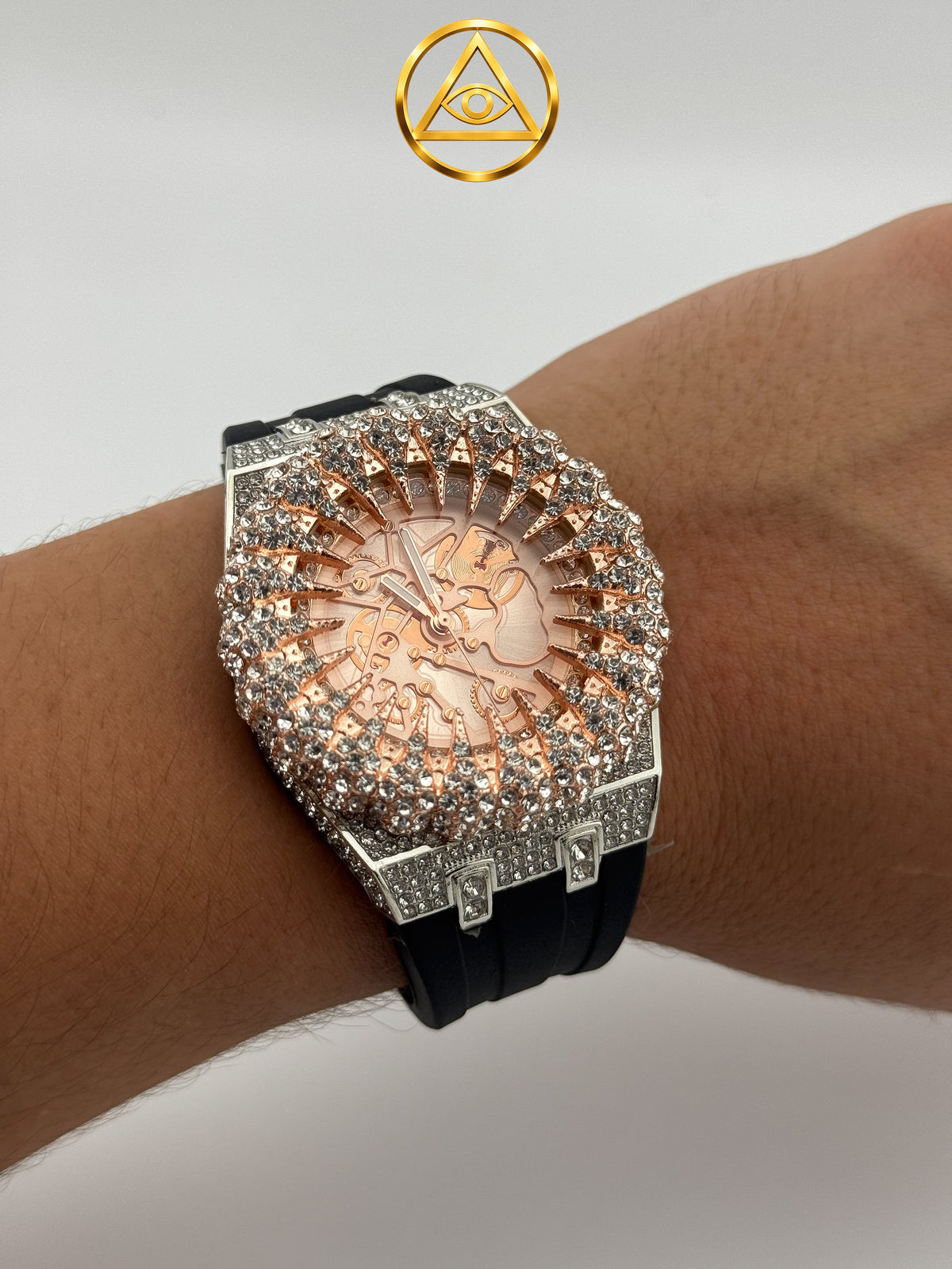 SUNBURST ICED WATCH ROSE — Reloj Tonneau Skeleton Iced Out Plata y Rosa
