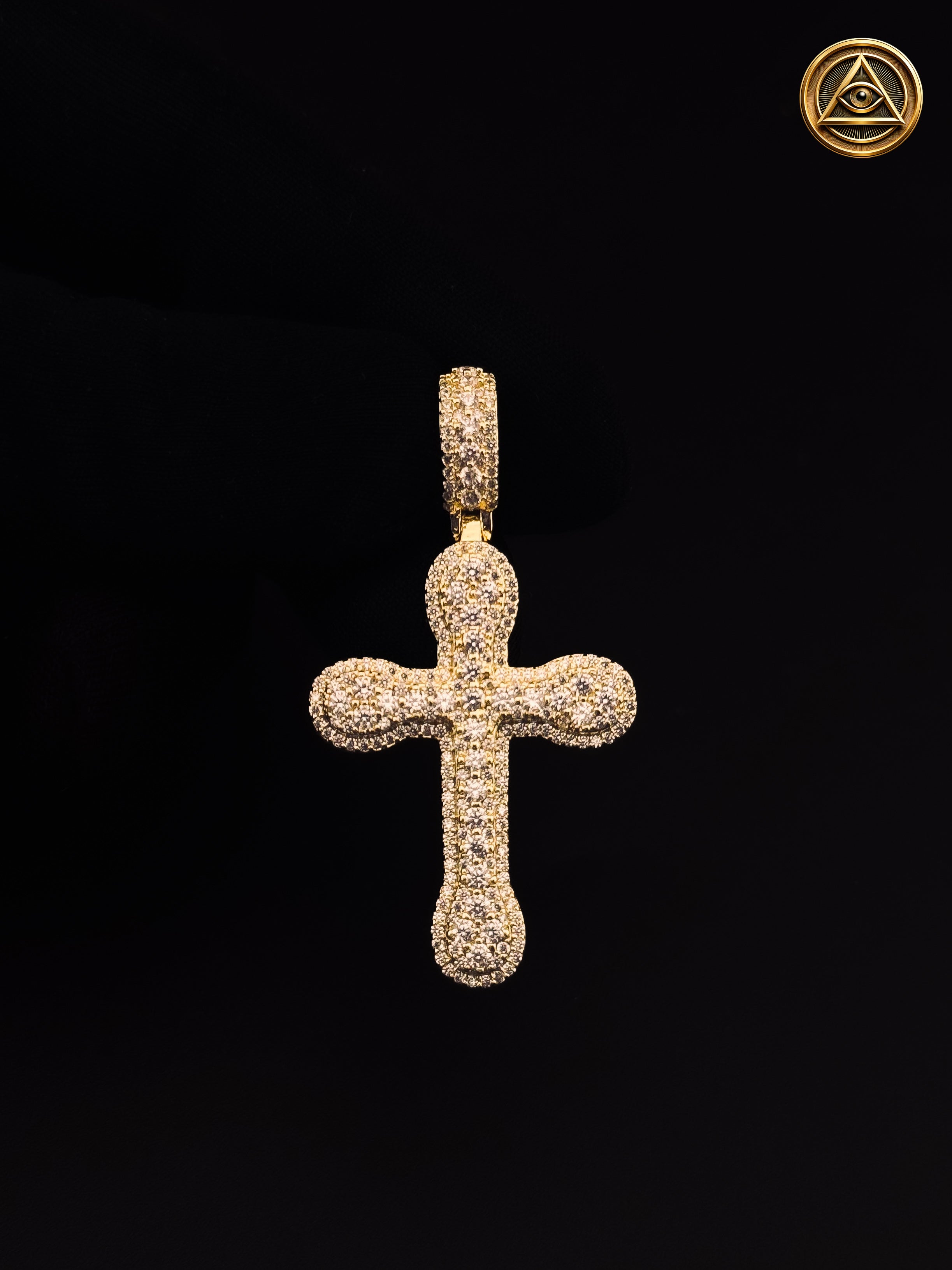 CLASSIC CROSS PENDANT — Dije Cruz Pavé Iced