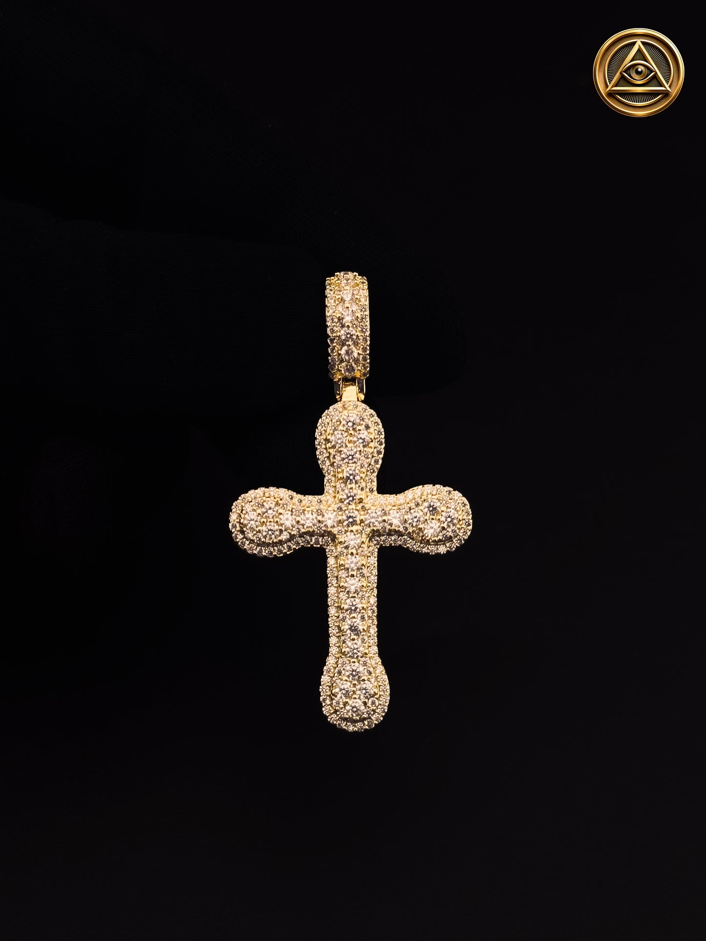 CLASSIC CROSS PENDANT — Dije Cruz Pavé Iced
