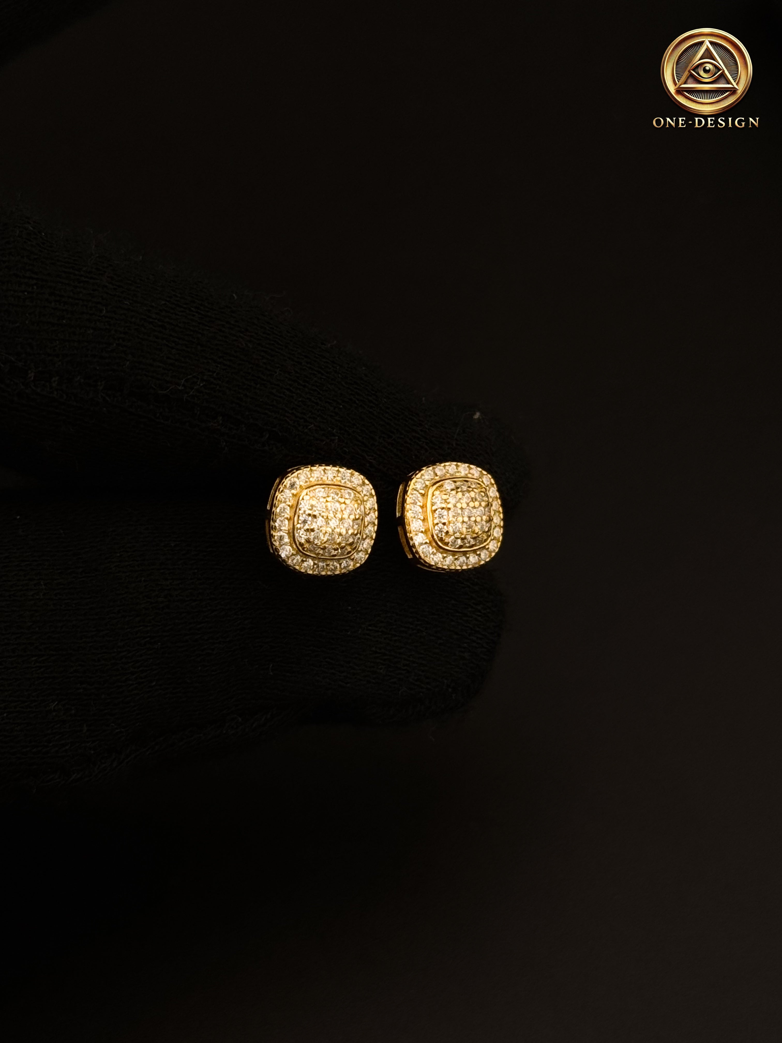 Moissanite 2 square 9mm